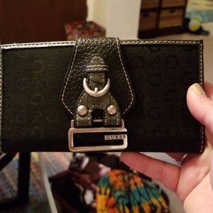 Guess wallet